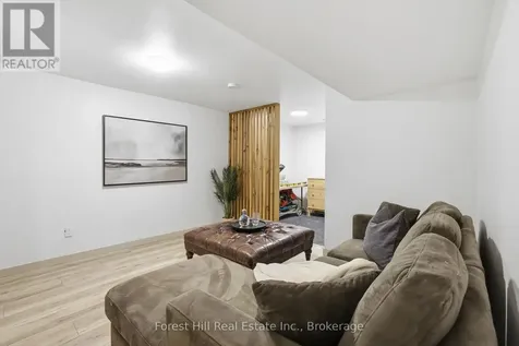 56 Victoria Street South Blue Mountains ON N0H 2P0