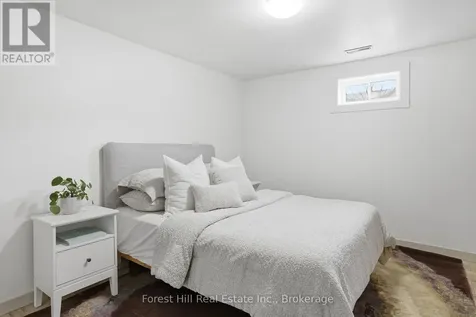 56 Victoria Street South Blue Mountains ON N0H 2P0