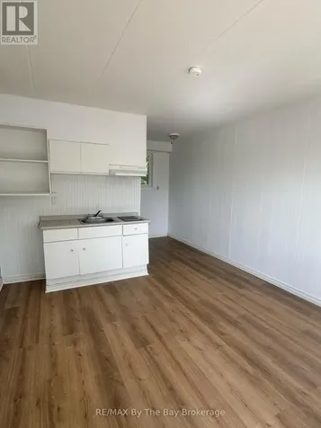 280 River Road East Wasaga Beach ON L9Z 2L7