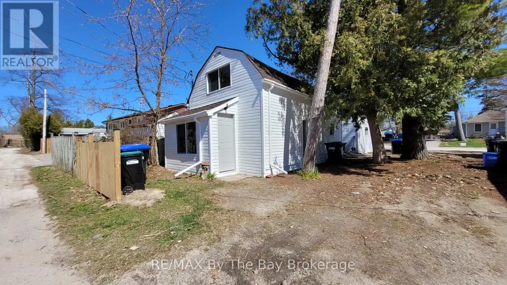19 Glen Street Wasaga Beach ON L9Z 2K5