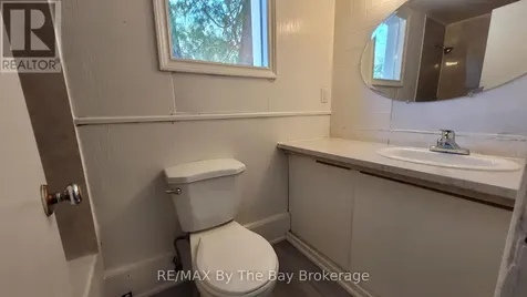 19 Glen Street Wasaga Beach ON L9Z 2K5