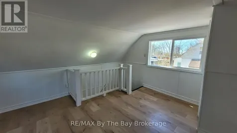 19 Glen Street Wasaga Beach ON L9Z 2K5