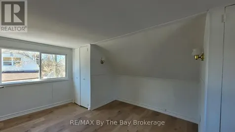 19 Glen Street Wasaga Beach ON L9Z 2K5