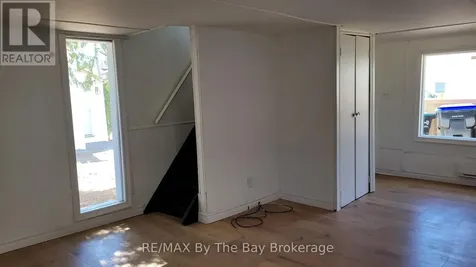 19 Glen Street Wasaga Beach ON L9Z 2K5