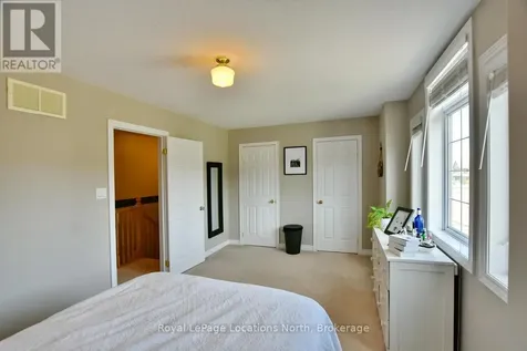 48 Barr Street Collingwood ON L9Y 0E6