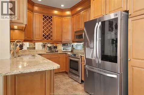 1225 Riverside Drive West Windsor ON N9A 0A2