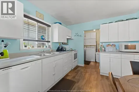 1121 Partington Windsor ON N9B 2P3