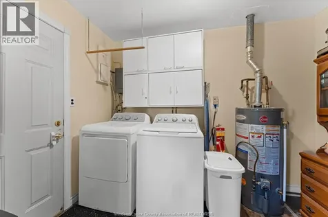 1121 Partington Windsor ON N9B 2P3