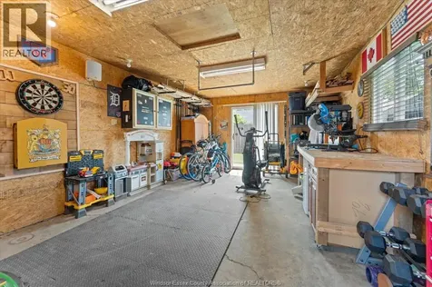 1121 Partington Windsor ON N9B 2P3
