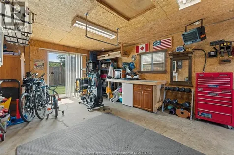 1121 Partington Windsor ON N9B 2P3