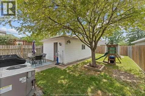 1121 Partington Windsor ON N9B 2P3