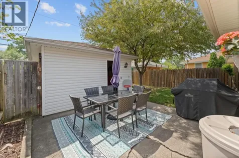 1121 Partington Windsor ON N9B 2P3