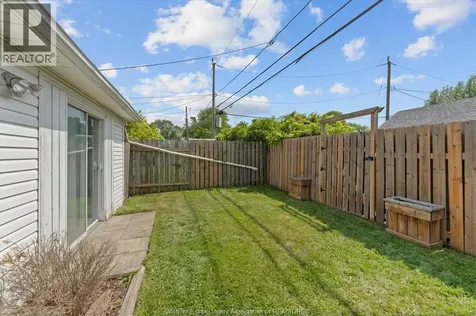 1121 Partington Windsor ON N9B 2P3