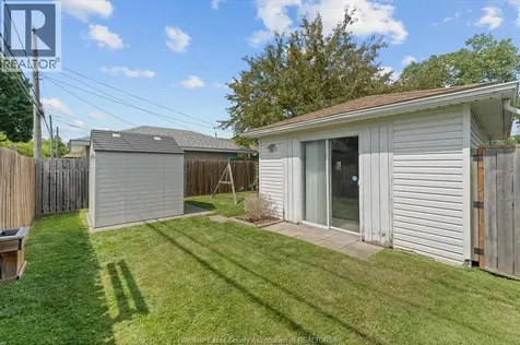 1121 Partington Windsor ON N9B 2P3