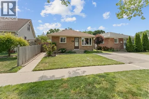 1121 Partington Windsor ON N9B 2P3