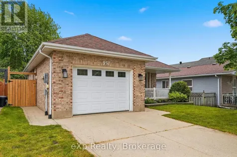 957 Waterloo Street Saugeen Shores ON N0H 2C2