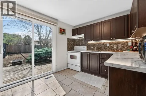 30 Cambridge Avenue Hamilton ON L8H 1T5