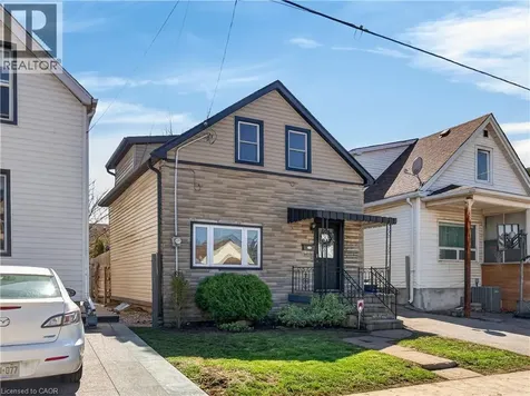 30 Cambridge Avenue Hamilton ON L8H 1T5