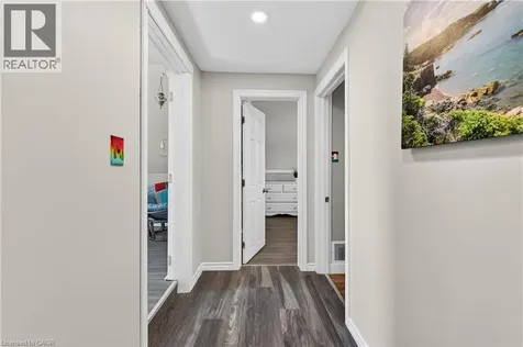30 Cambridge Avenue Hamilton ON L8H 1T5
