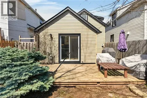 30 Cambridge Avenue Hamilton ON L8H 1T5