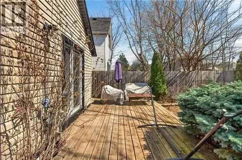 30 Cambridge Avenue Hamilton ON L8H 1T5