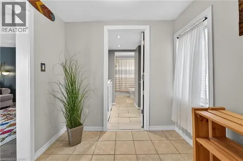 30 Cambridge Avenue Hamilton ON L8H 1T5