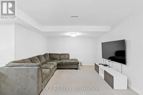 163 Angelonia Crescent Ottawa ON K1T 3V9