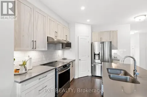 163 Angelonia Crescent Ottawa ON K1T 3V9