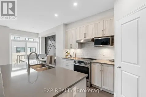 163 Angelonia Crescent Ottawa ON K1T 3V9