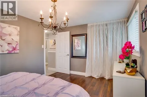 206 Green Valley Drive Kitchener ON N2P 1G9