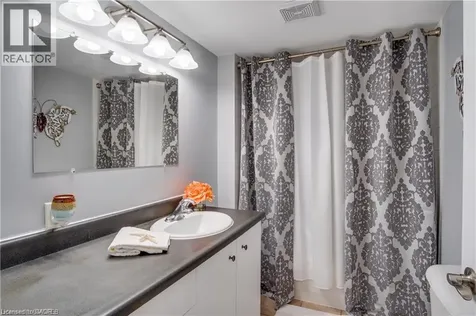 206 Green Valley Drive Kitchener ON N2P 1G9