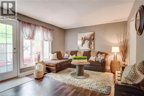 206 Green Valley Drive Kitchener ON N2P 1G9