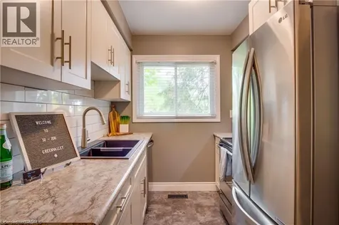 206 Green Valley Drive Kitchener ON N2P 1G9