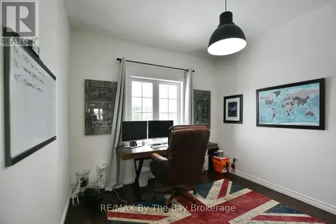 17 Basswood Drive Wasaga Beach ON L9Z 0A8