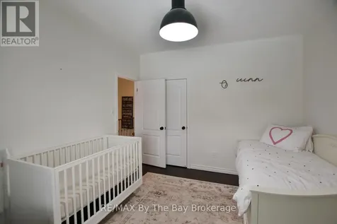 17 Basswood Drive Wasaga Beach ON L9Z 0A8