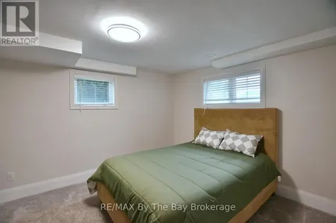 17 Basswood Drive Wasaga Beach ON L9Z 0A8