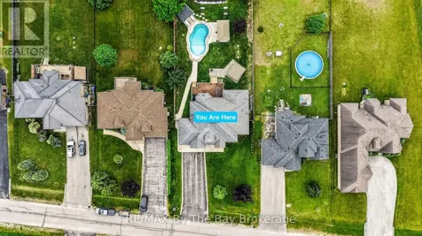 17 Basswood Drive Wasaga Beach ON L9Z 0A8