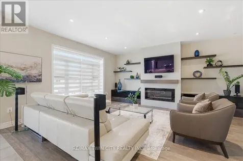 787 Snowberry Court Waterloo ON N2V 0E7