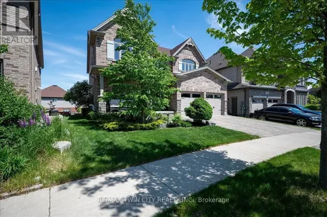 787 Snowberry Court Waterloo ON N2V 0E7