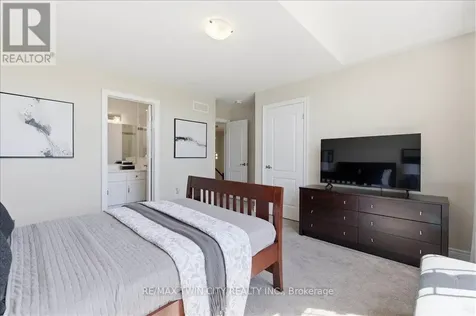 787 Snowberry Court Waterloo ON N2V 0E7