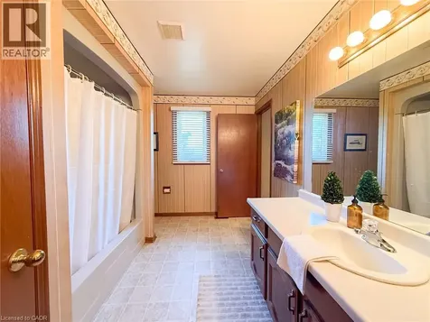 114 Lynndale Road Simcoe ON N3Y 5E5