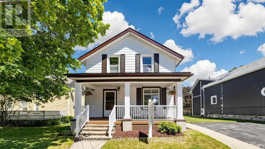11 Marietta Street Uxbridge ON L9P 1K7
