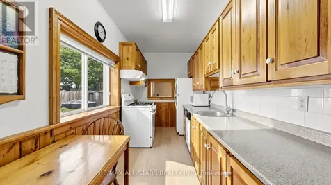 11 Marietta Street Uxbridge ON L9P 1K7