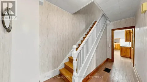 11 Marietta Street Uxbridge ON L9P 1K7