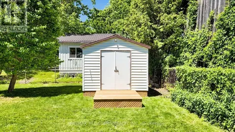 11 Marietta Street Uxbridge ON L9P 1K7