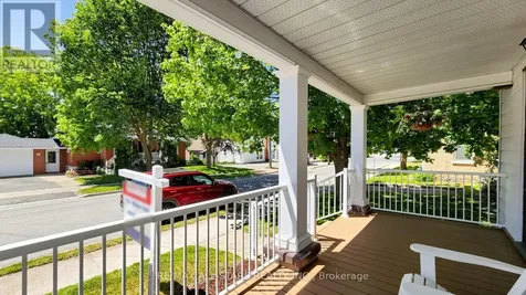 11 Marietta Street Uxbridge ON L9P 1K7