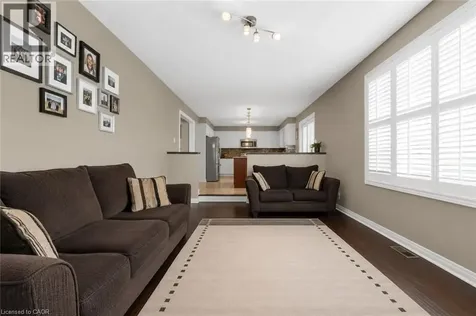 330 Margaret Avenue Stoney Creek ON L8E 2J4