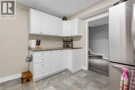 330 Margaret Avenue Stoney Creek ON L8E 2J4