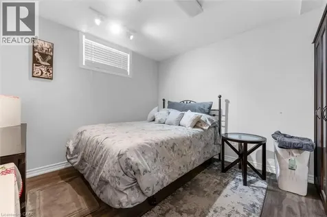 330 Margaret Avenue Stoney Creek ON L8E 2J4