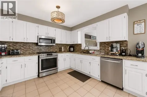 330 Margaret Avenue Stoney Creek ON L8E 2J4